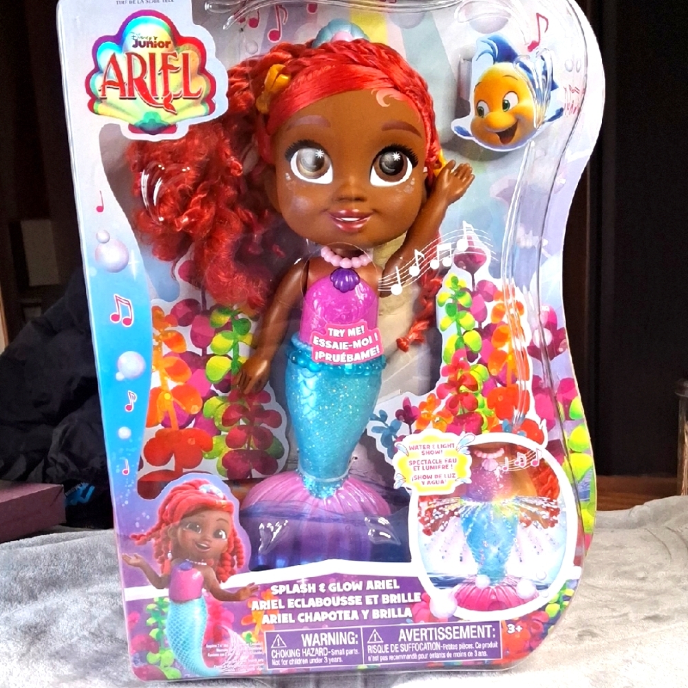 Disney Junior Ariel Splash & Glow Doll - Red Hair, Blue Tail